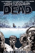 THE WALKING DEAD #2-8th Trade Paperback